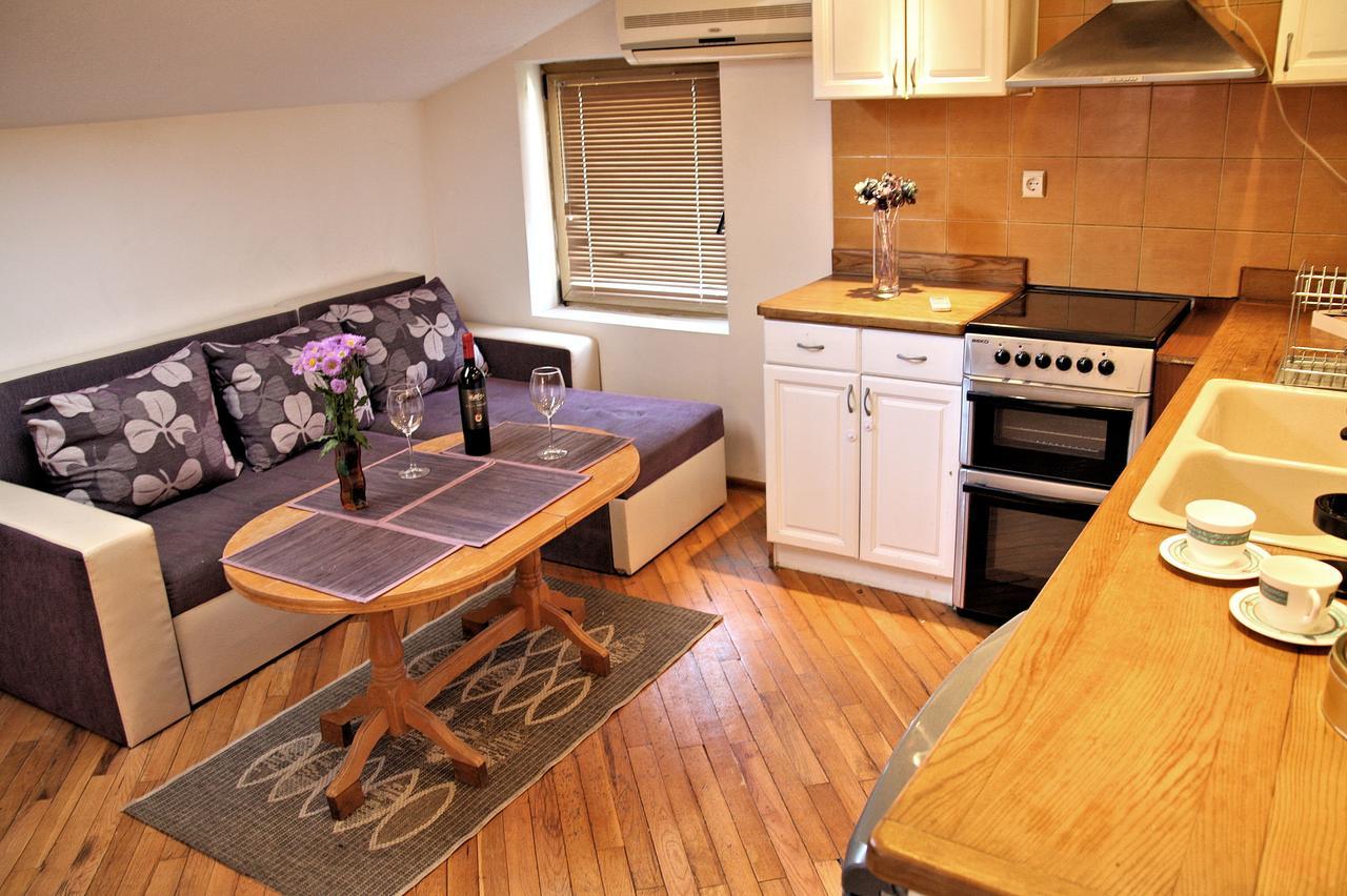 Lover'S Nest Next To The Beach 바르나 외부 사진