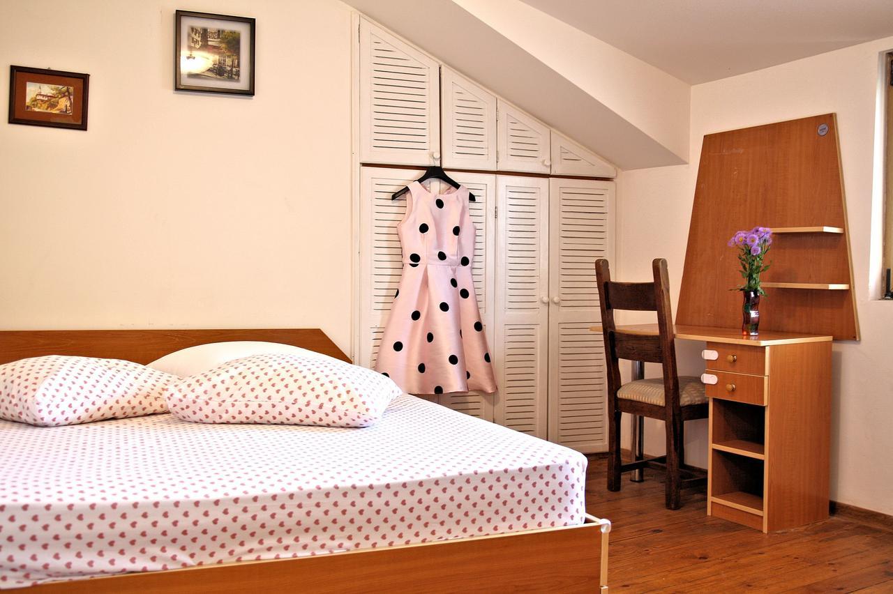 Lover'S Nest Next To The Beach 바르나 외부 사진
